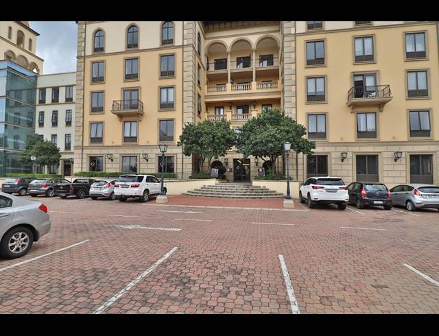 201M² OFFICE TO LET IN FOURWAYS